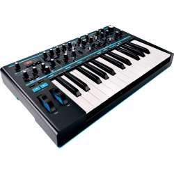Novation - BASS-STATION-II