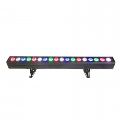 Power Ligthing BARRE LED 18X15W Q