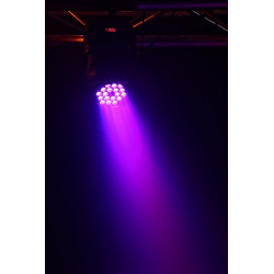 BeamZ MHL108 LYRE WASH 18 X 3 W RGB